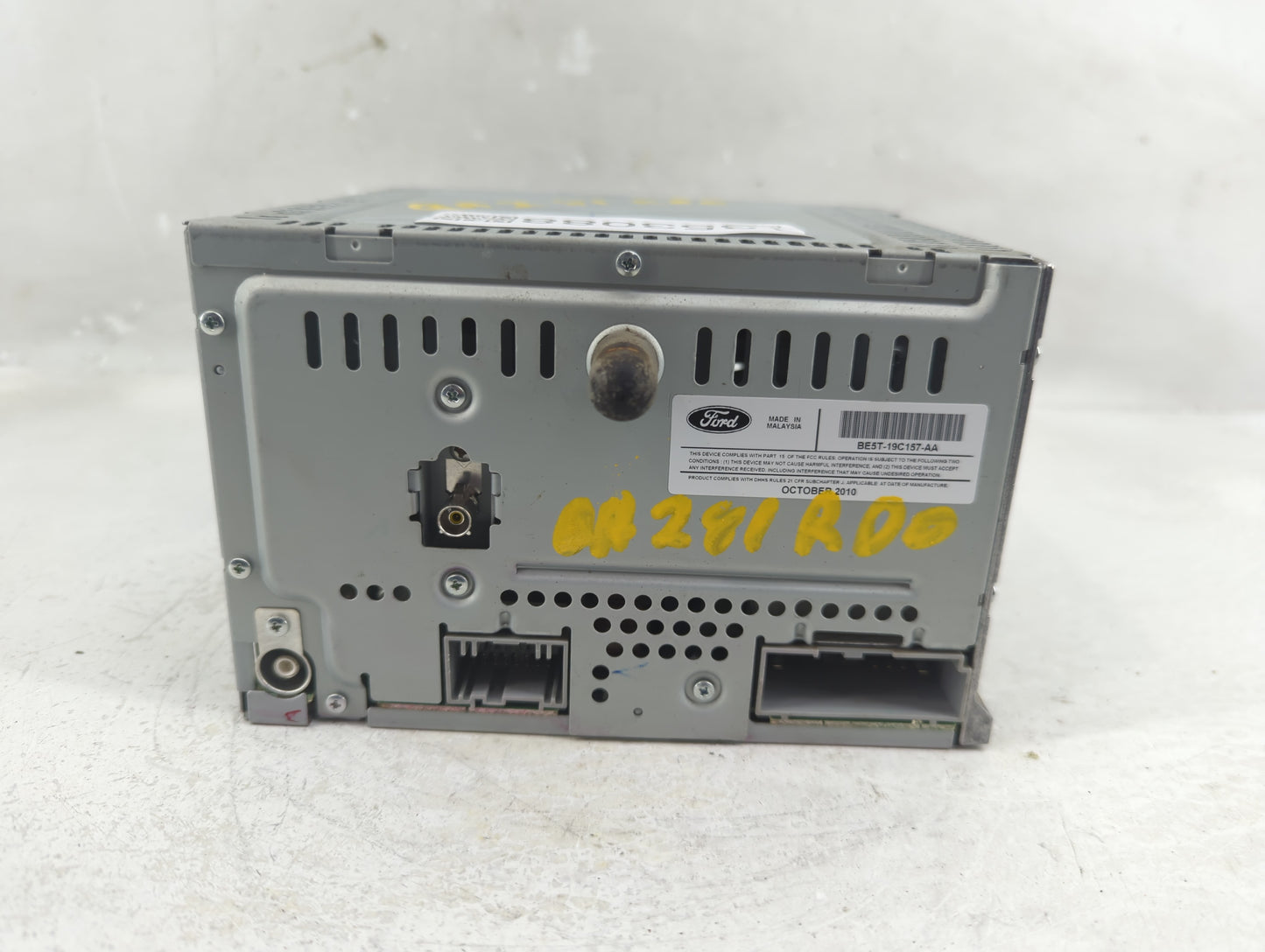 2010-2012 Ford Fusion Radio AM FM Cd Player Receiver Replacement P/N:BE5T-19C157-AA Fits Fits 2010 2011 2012 OEM Used Auto P