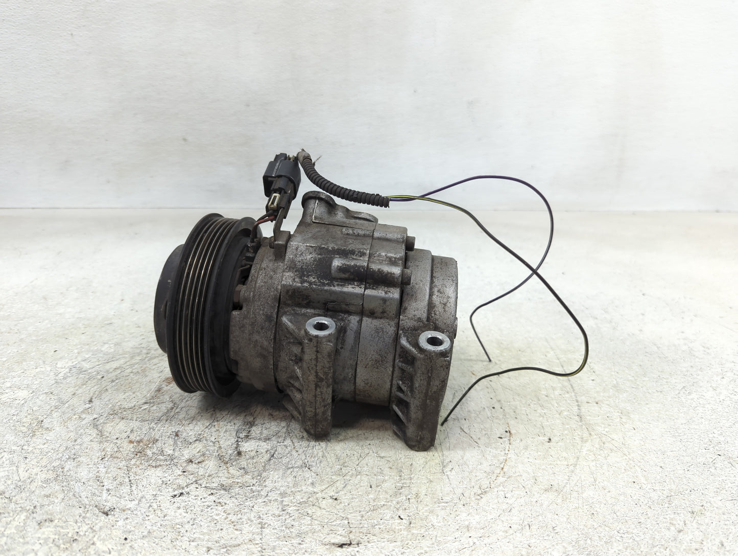 2011 Ford Fusion Air Conditioning A/c Ac Compressor Oem - Oemusedautoparts1.com