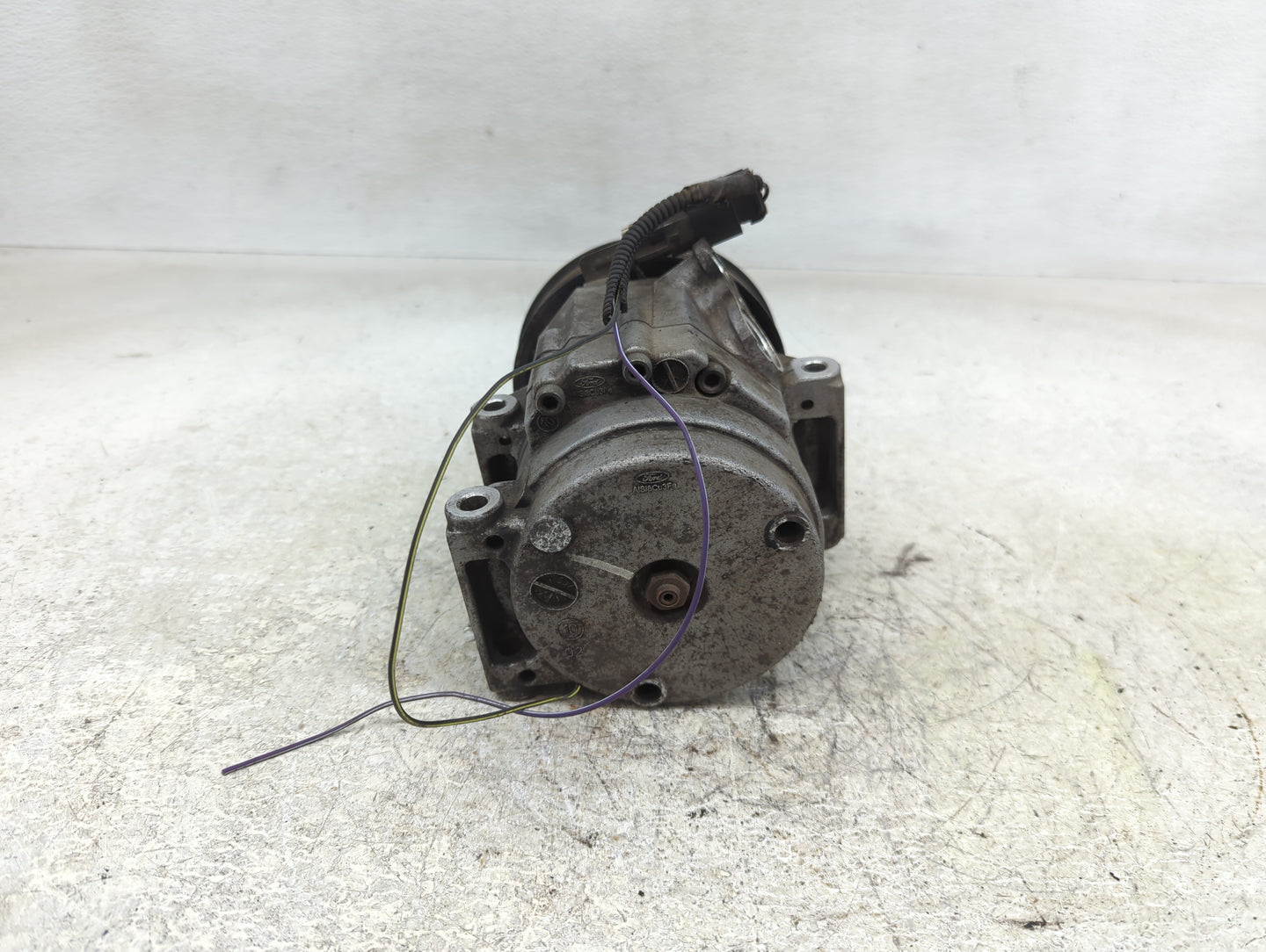 2011 Ford Fusion Air Conditioning A/c Ac Compressor Oem - Oemusedautoparts1.com