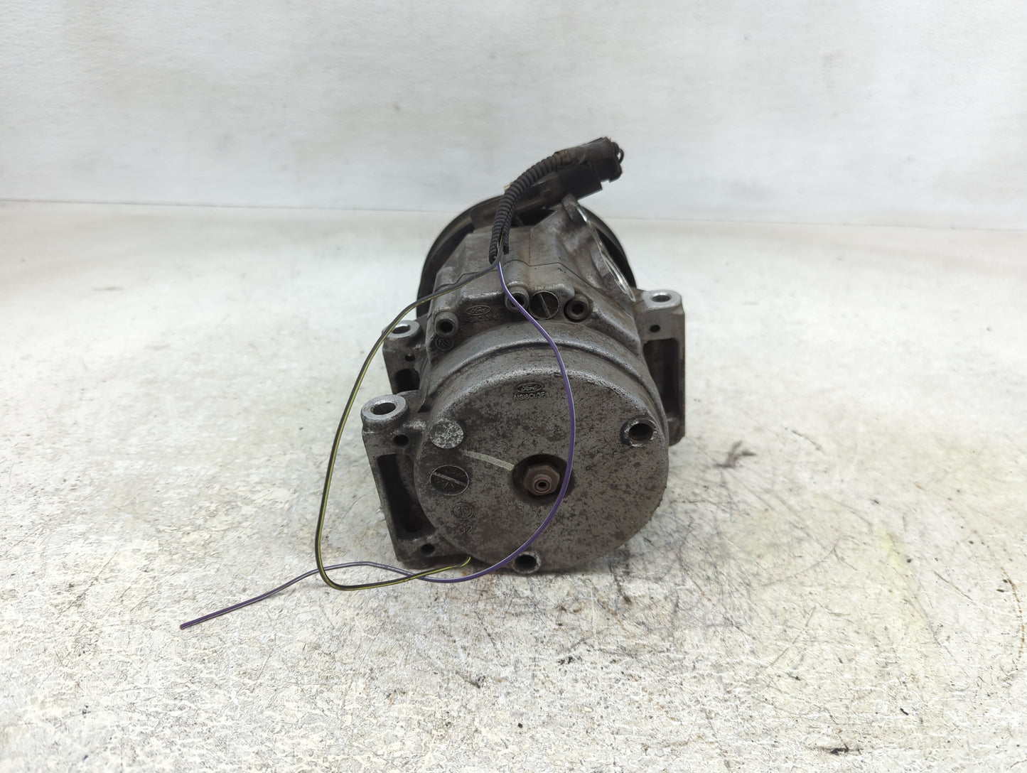2011 Ford Fusion Air Conditioning A/c Ac Compressor Oem - Oemusedautoparts1.com