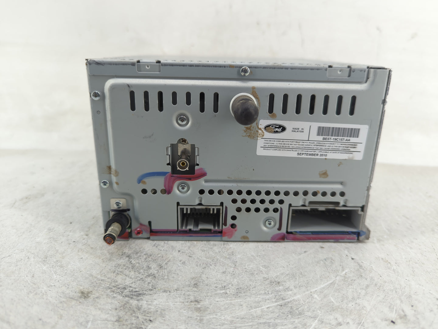 2010-2012 Ford Fusion Radio AM FM Cd Player Receiver Replacement P/N:BE5T-19C157-AA Fits Fits 2010 2011 2012 OEM Used Auto P
