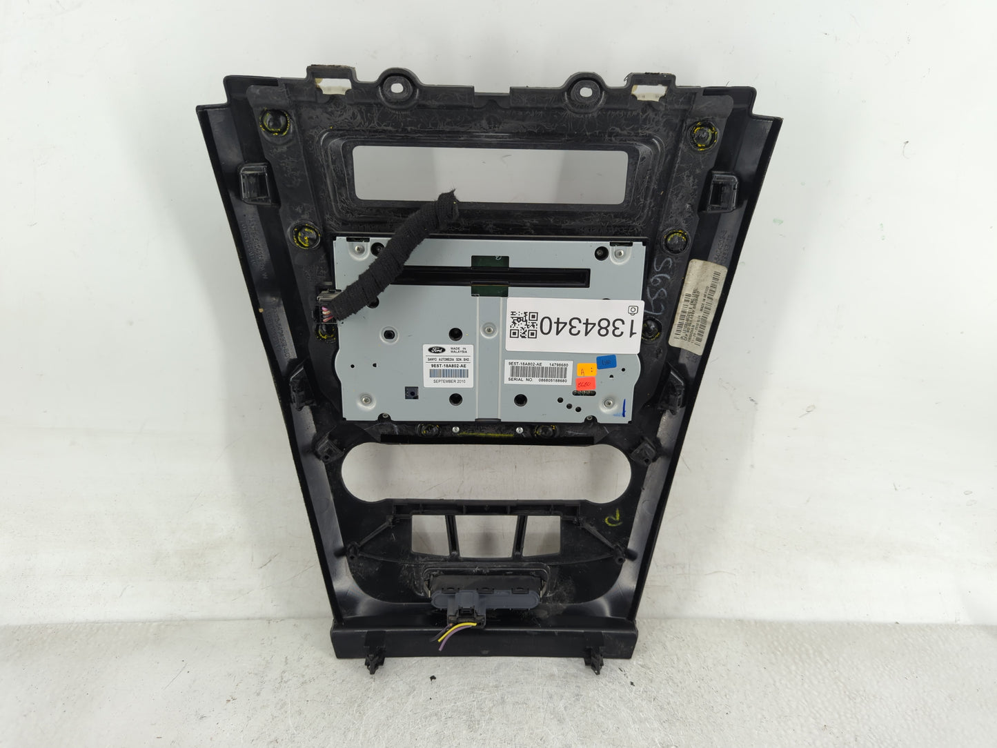 2010-2012 Ford Fusion Radio Control Panel - Oemusedautoparts1.com