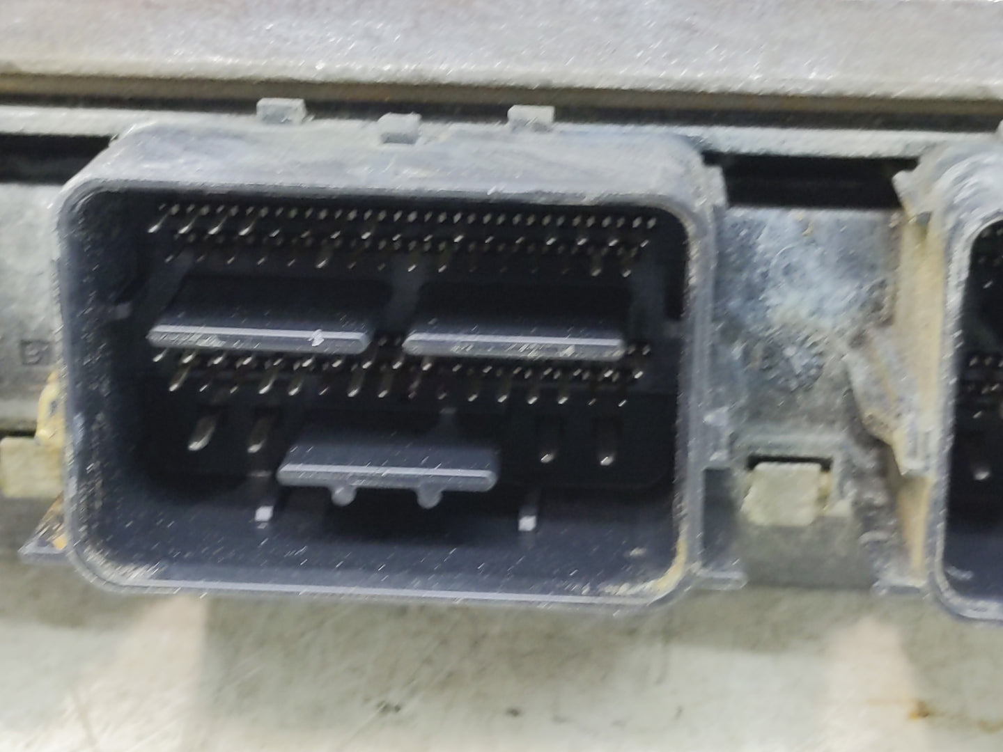 2011 Ford Fusion PCM Engine Control Computer ECU ECM PCU OEM P/N:AE5A-12A650-EPB Fits OEM Used Auto Parts - Oemusedautoparts