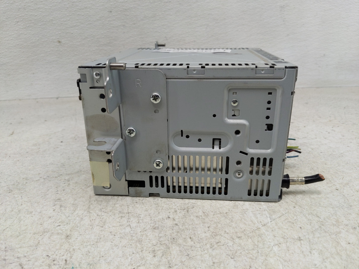 2011-2012 Ford Fusion Radio AM FM Cd Player Receiver Replacement P/N:BE5T-19C107-BA Fits Fits 2011 2012 OEM Used Auto Parts 