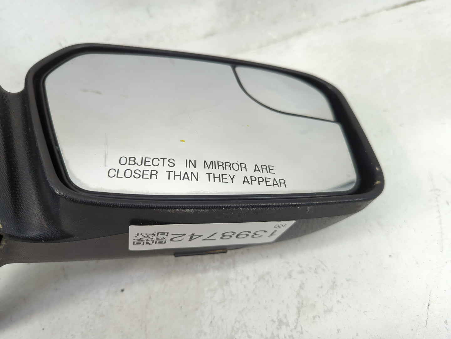 2011-2012 Ford Fusion Passenger Side View Mirror - Right Door Mirror OEM Used - Oemusedautoparts1.com