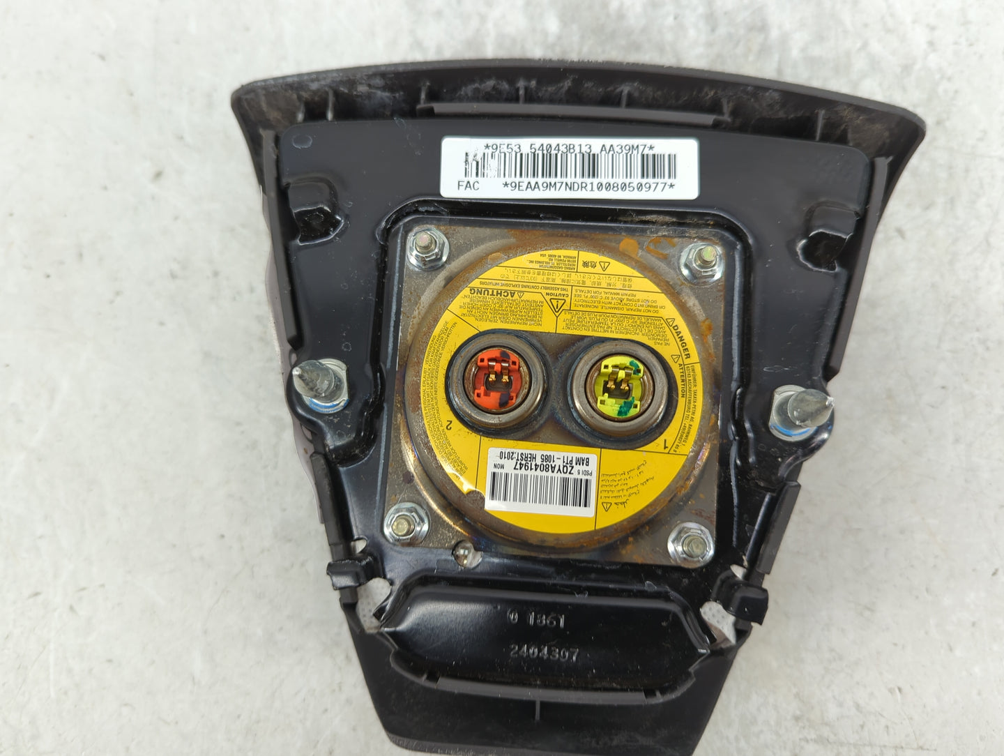 2010-2012 Ford Fusion Air Bag Driver Left Steering Wheel Mounted Fits Fits 2010 2011 2012 OEM Used Auto Parts - Oemusedautop