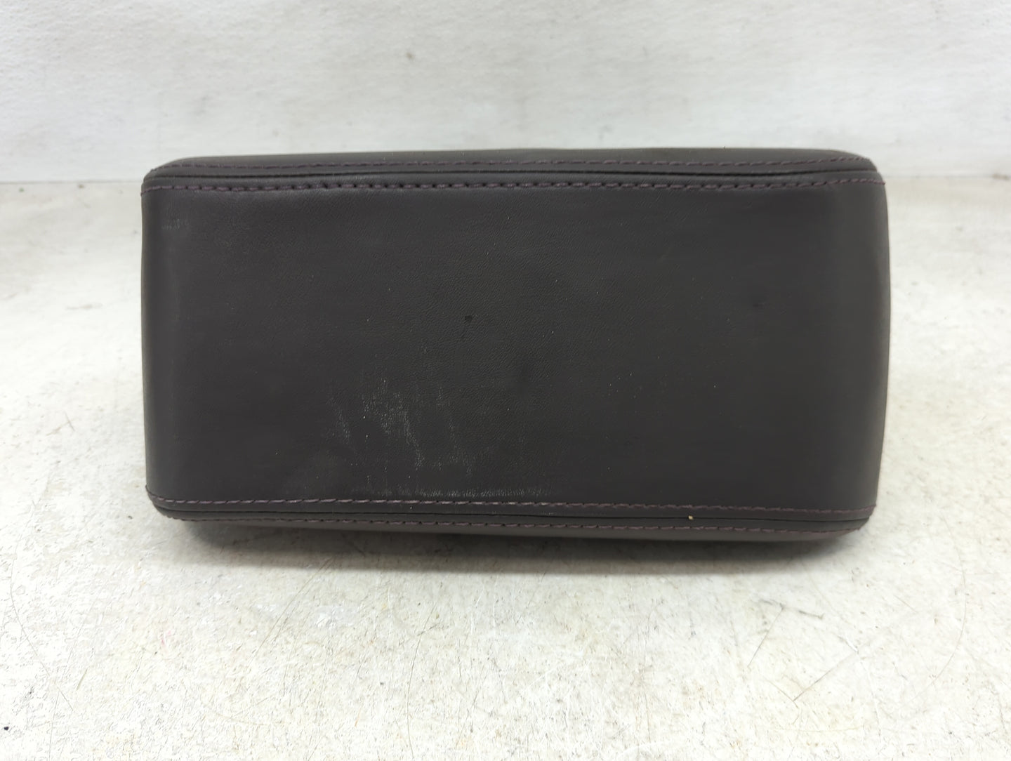 2011 Ford Fusion Center Console Armrest Cover Lid P/N:6E53-64045074-AA 6E53-5406050-AA Fits OEM Used Auto Parts - Oemusedaut
