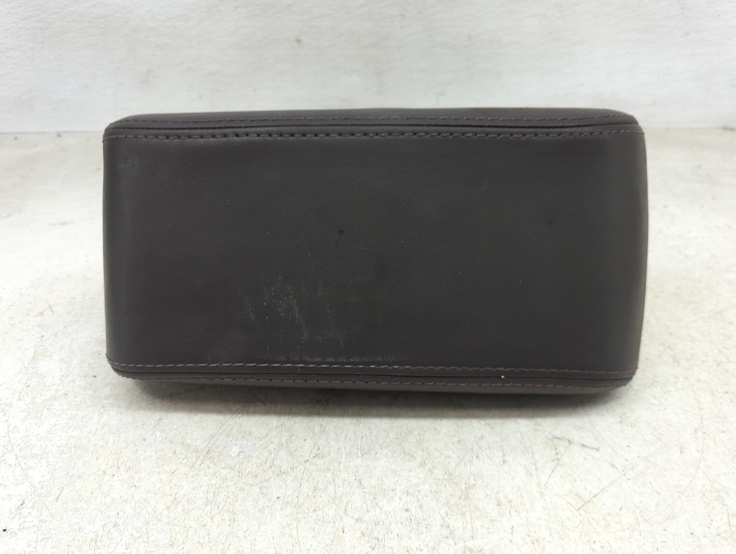 2011 Ford Fusion Center Console Armrest Cover Lid P/N:6E53-64045074-AA 6E53-5406050-AA Fits OEM Used Auto Parts - Oemusedaut
