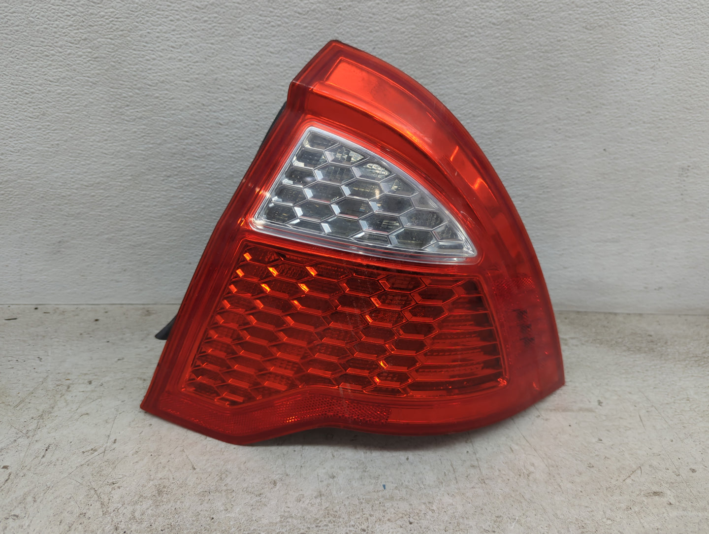 2010-2012 Ford Fusion Tail Light Assembly Passenger Right OEM Fits Fits 2010 2011 2012 OEM Used Auto Parts - Oemusedautopart
