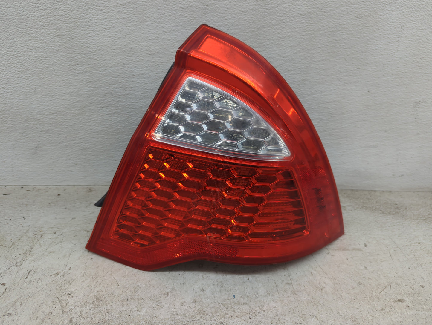 2010-2012 Ford Fusion Tail Light Assembly Passenger Right OEM Fits Fits 2010 2011 2012 OEM Used Auto Parts - Oemusedautopart