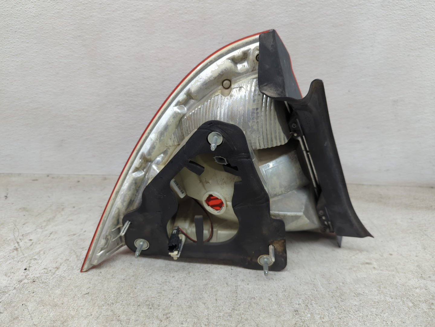 2010-2012 Ford Fusion Tail Light Assembly Passenger Right OEM Fits Fits 2010 2011 2012 OEM Used Auto Parts - Oemusedautopart