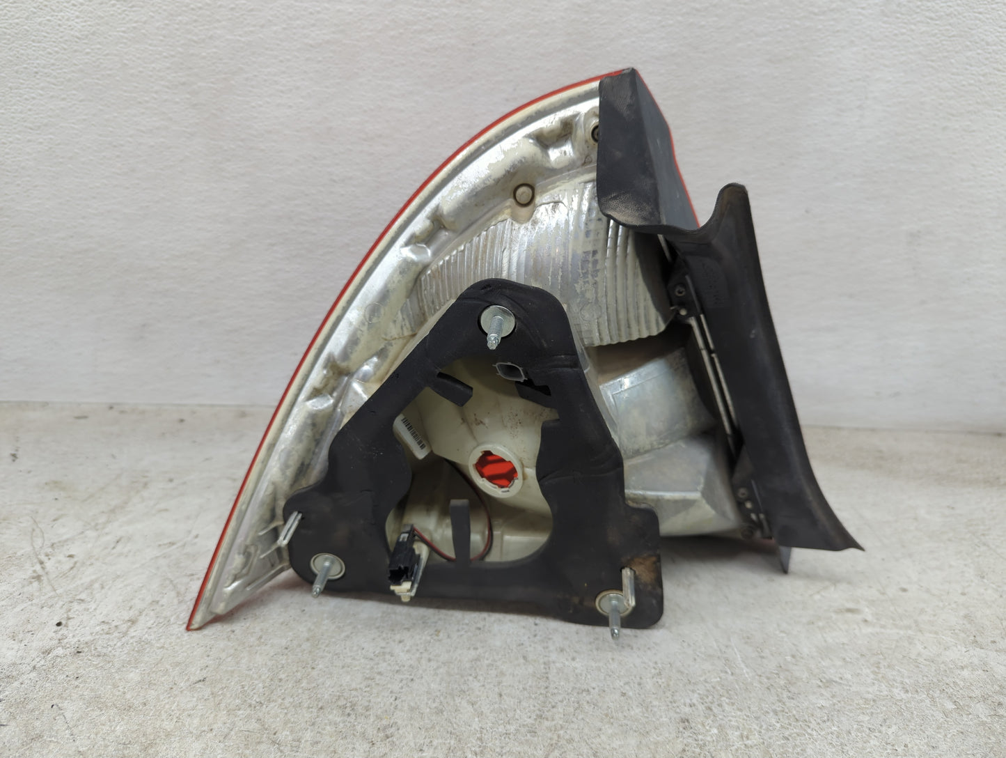 2010-2012 Ford Fusion Tail Light Assembly Passenger Right OEM Fits Fits 2010 2011 2012 OEM Used Auto Parts - Oemusedautopart