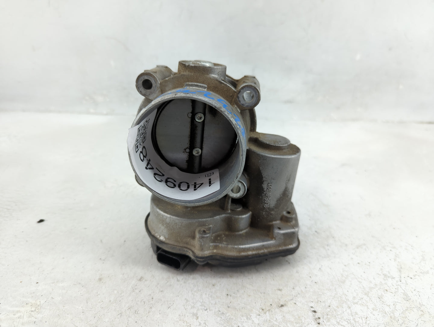 2010-2012 Ford Fusion Throttle Body Fits Fits 2009 2010 2011 2012 OEM Used Auto Parts - Oemusedautoparts1.com