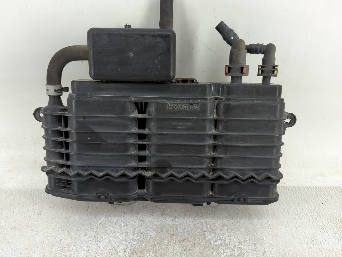 2011 Ford Fusion Fuel Vapor Charcoal Canister 1410410 - Oemusedautoparts1.com