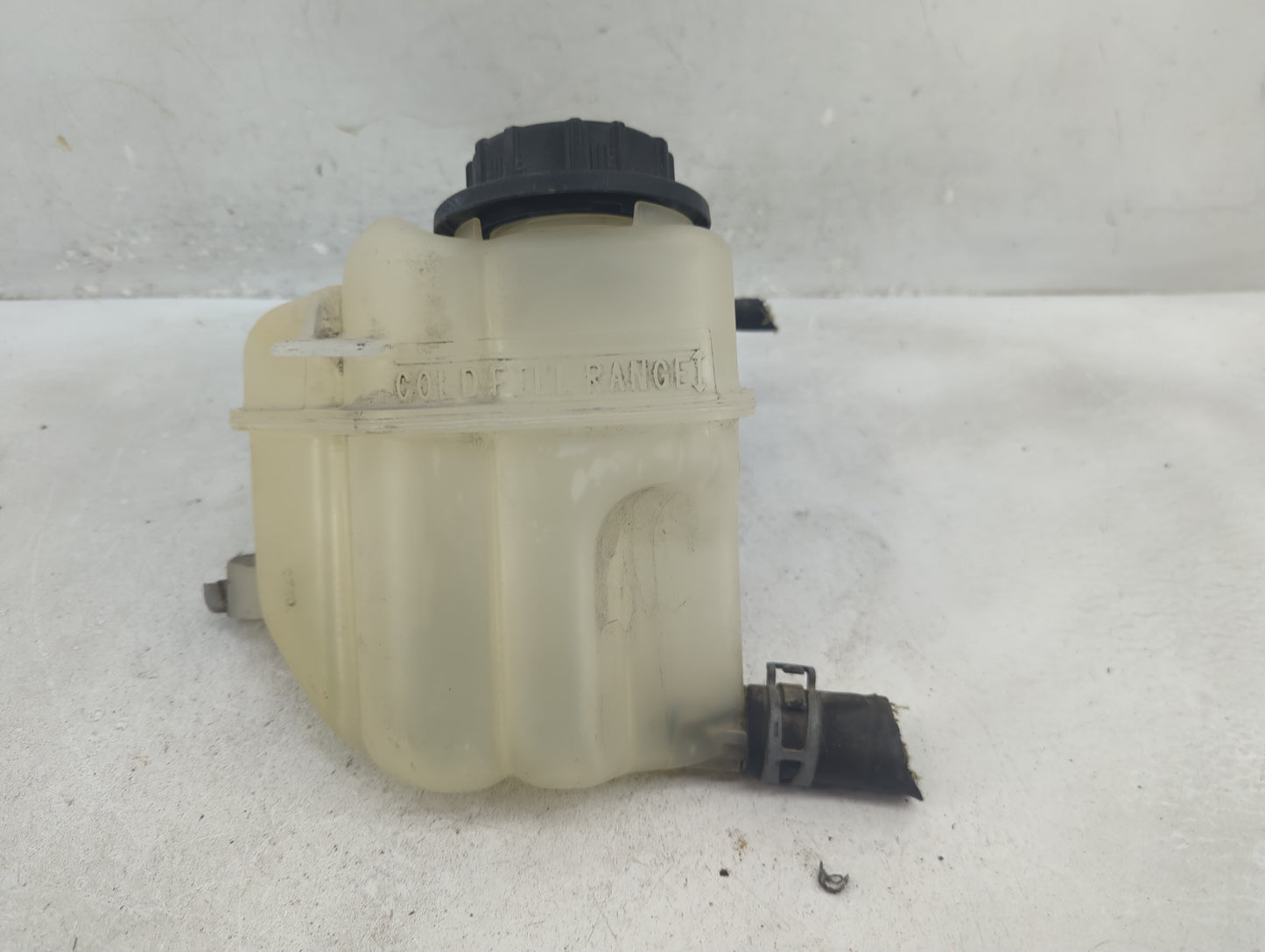 2010-2012 Ford Fusion Radiator Coolant Overflow Expansion Tank Bottle 1410490 - Oemusedautoparts1.com