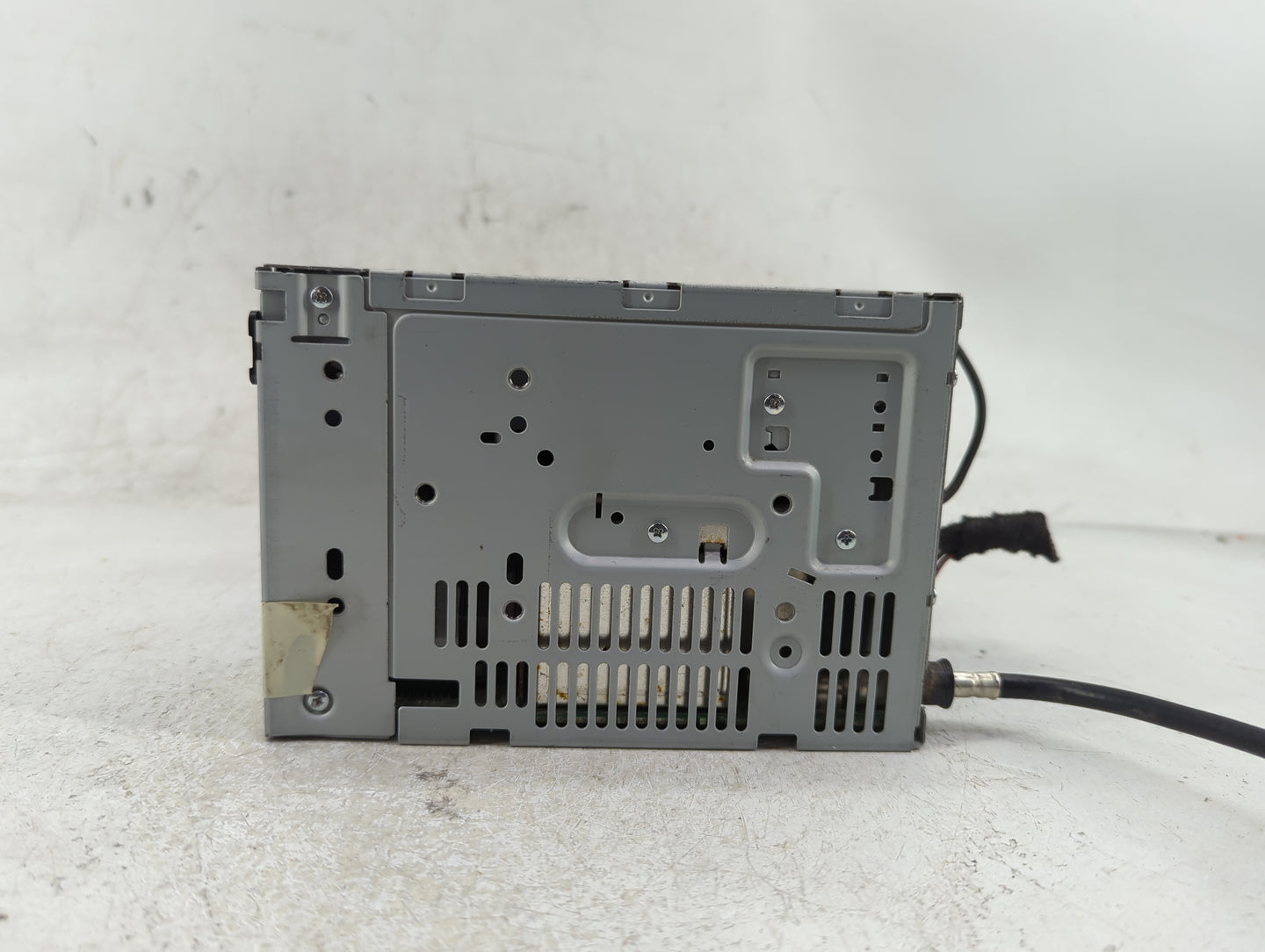 2010-2012 Ford Fusion Radio AM FM Cd Player Receiver Replacement P/N:BE5T-19C157-AA Fits Fits 2010 2011 2012 OEM Used Auto P