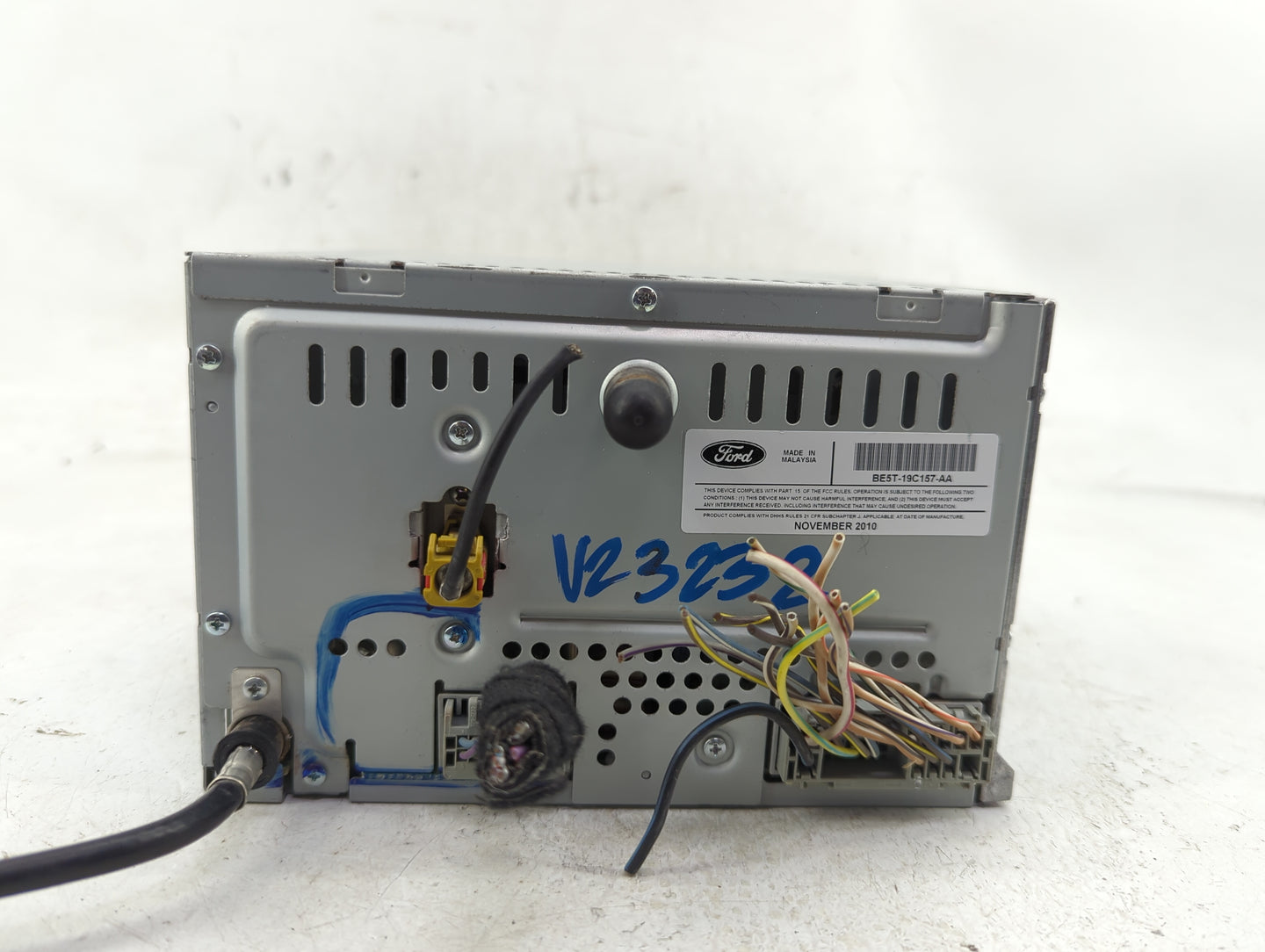 2010-2012 Ford Fusion Radio AM FM Cd Player Receiver Replacement P/N:BE5T-19C157-AA Fits Fits 2010 2011 2012 OEM Used Auto P