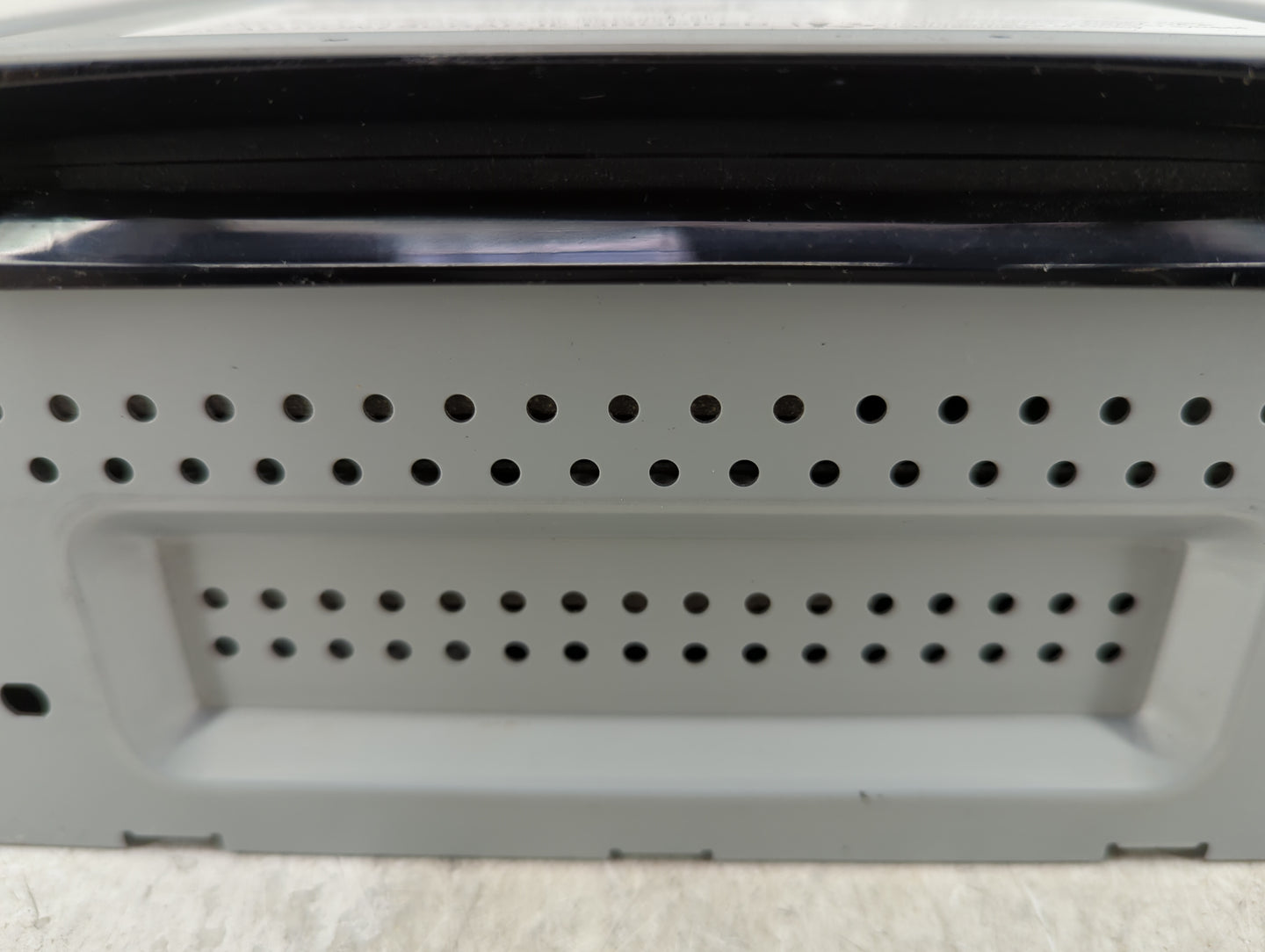 2011-2012 Ford Fusion Radio AM FM Cd Player Receiver Replacement P/N:BE5T-18D822-AA Fits Fits 2011 2012 OEM Used Auto Parts 