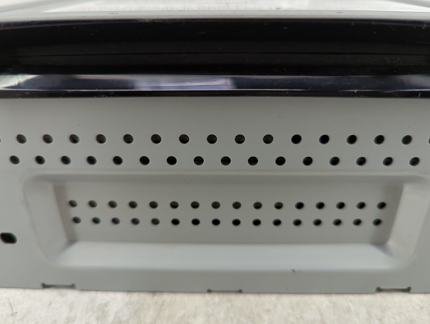 2011-2012 Ford Fusion Radio AM FM Cd Player Receiver Replacement P/N:BE5T-18D822-AA Fits Fits 2011 2012 OEM Used Auto Parts 