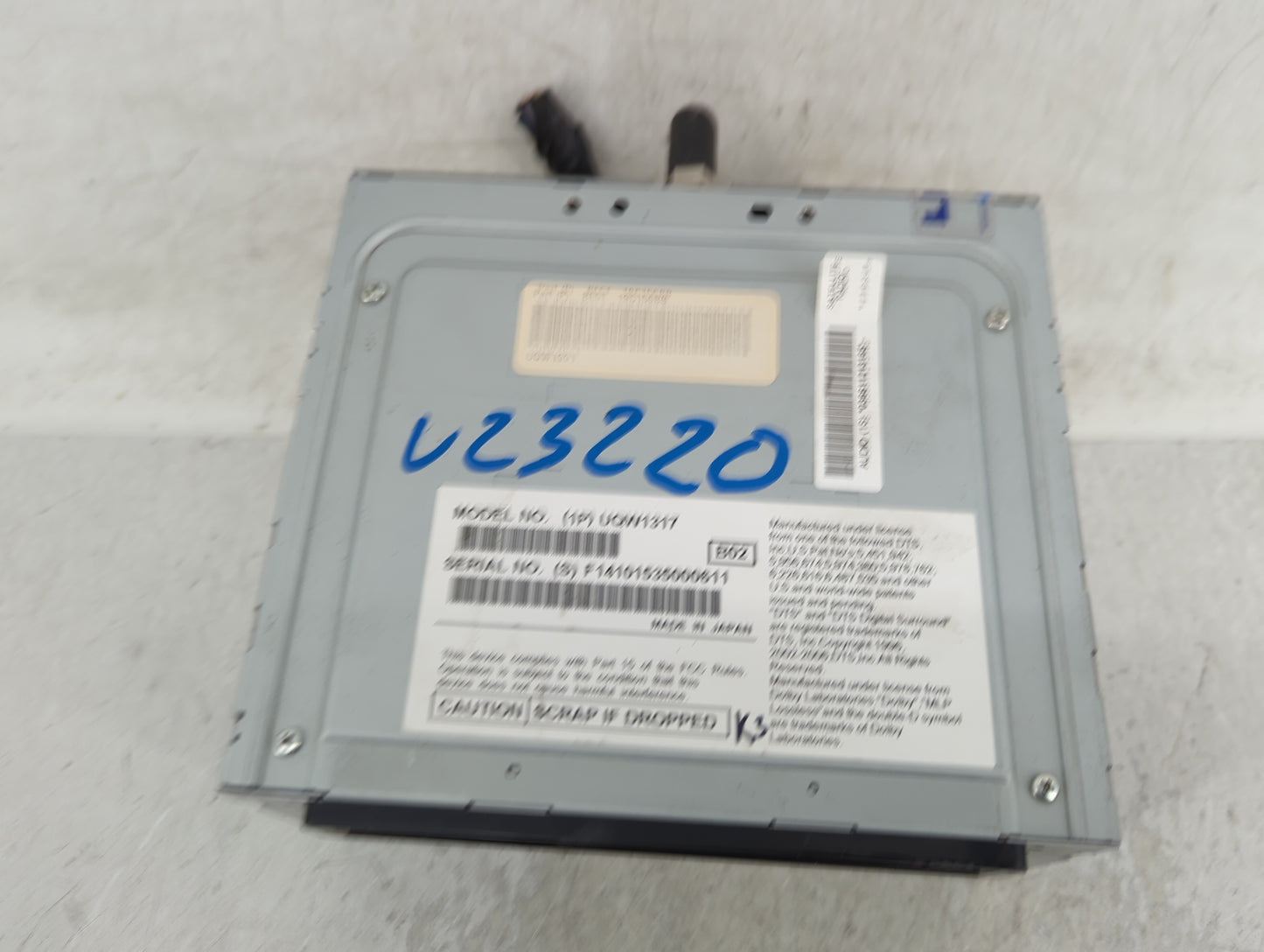 2011-2012 Ford Fusion Radio AM FM Cd Player Receiver Replacement P/N:BE5T-18D822-AA Fits Fits 2011 2012 OEM Used Auto Parts 
