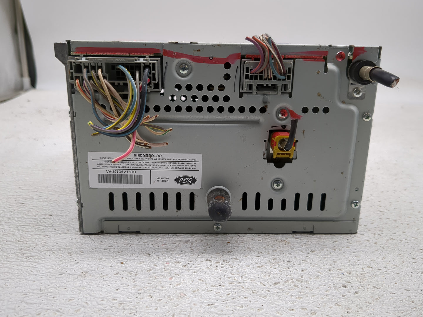 2010-2012 Ford Fusion Radio AM FM Cd Player Receiver Replacement P/N:BE5T-19C157-AA Fits Fits 2010 2011 2012 OEM Used Auto P