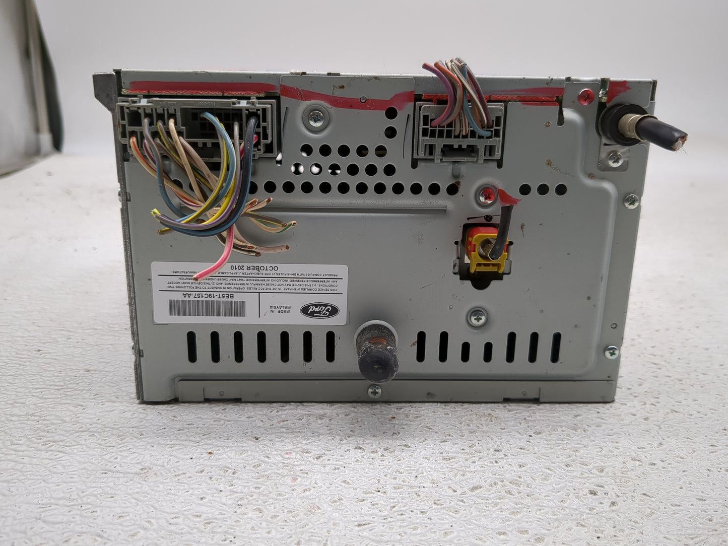 2010-2012 Ford Fusion Radio AM FM Cd Player Receiver Replacement P/N:BE5T-19C157-AA Fits Fits 2010 2011 2012 OEM Used Auto P