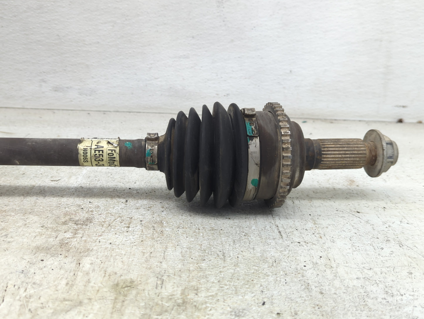 2010-2012 Ford Fusion Axle Shaft Front Passenger Cv C/v - Oemusedautoparts1.com