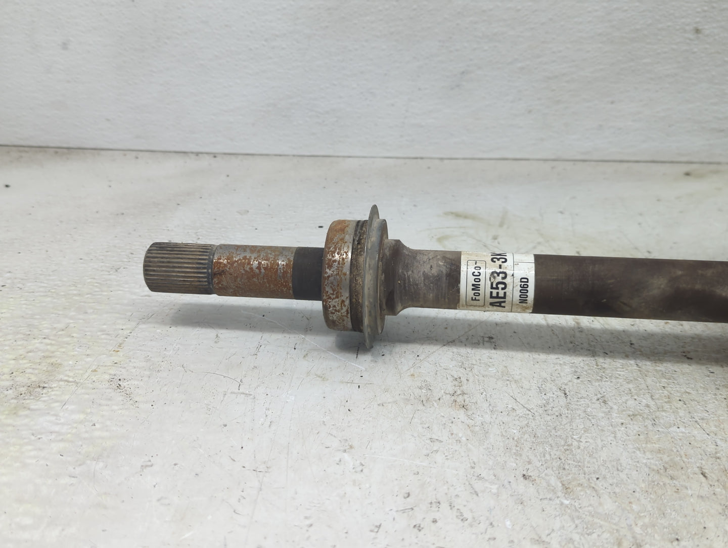 2010-2012 Ford Fusion Axle Shaft Front Passenger Cv C/v - Oemusedautoparts1.com