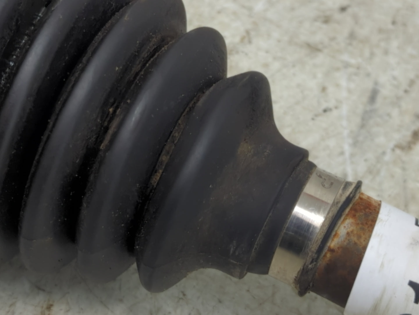 2010-2012 Ford Fusion Axle Shaft Front Driver Cv C/v - Oemusedautoparts1.com
