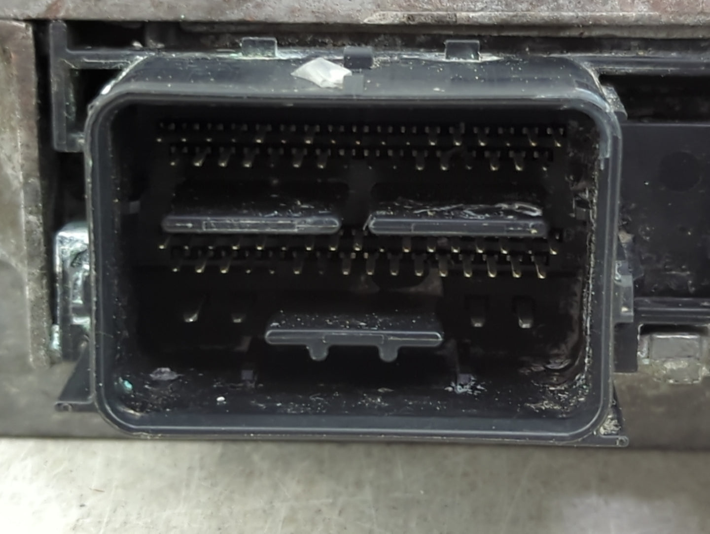 2011-2012 Ford Fusion PCM Engine Control Computer ECU ECM PCU OEM P/N:AE5A-ERB Fits Fits 2011 2012 OEM Used Auto Parts - Oem