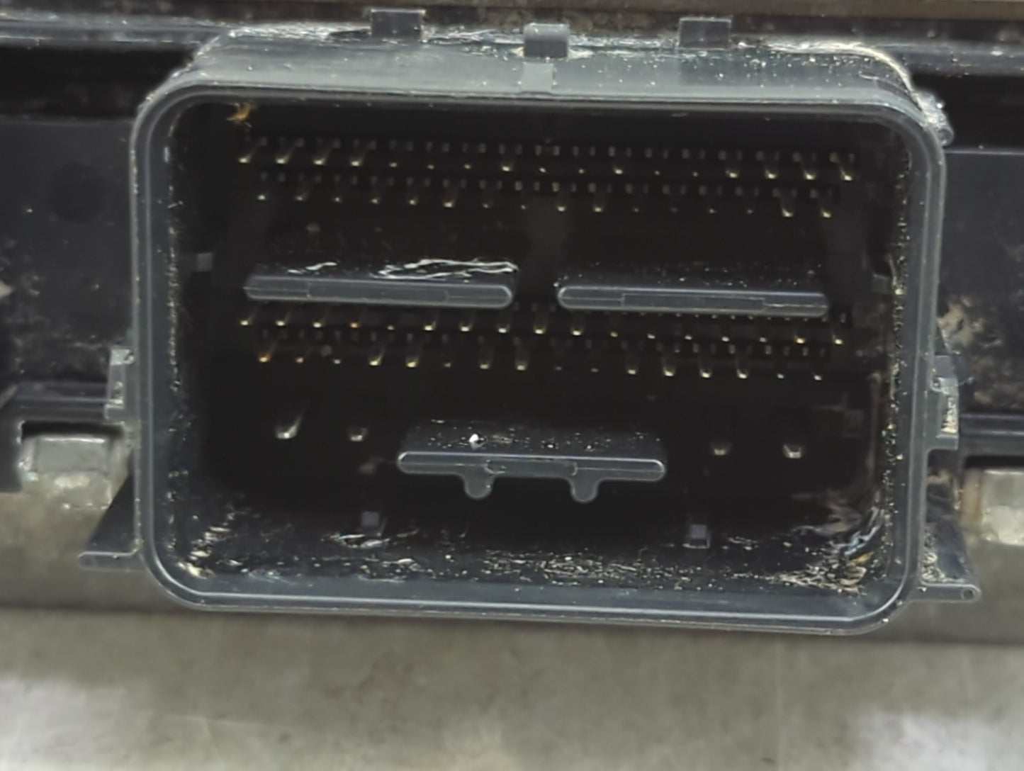 2011-2012 Ford Fusion PCM Engine Control Computer ECU ECM PCU OEM P/N:AE5A-ERB Fits Fits 2011 2012 OEM Used Auto Parts - Oem