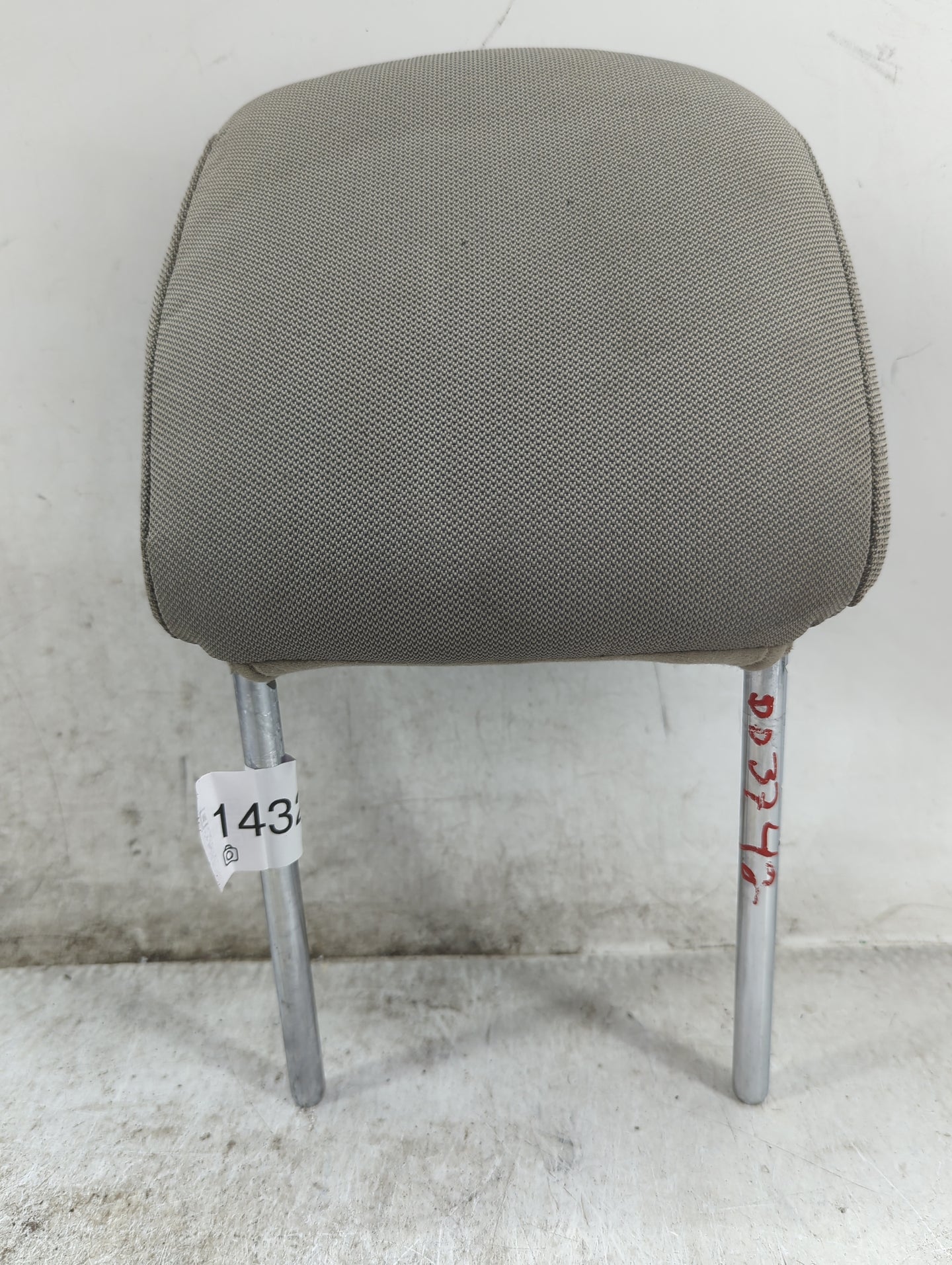2011-2012 Ford Fusion Headrest Head Rest Front Driver Passenger Seat Fits Fits 2011 2012 OEM Used Auto Parts - Oemusedautopa