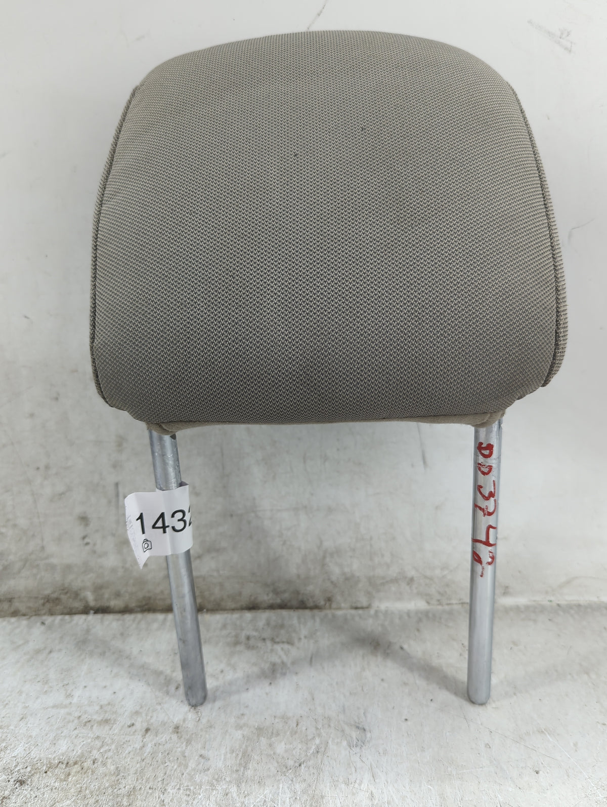 2011 Ford Fusion Headrest Head Rest Front Driver Passenger Seat Fits OEM Used Auto Parts - Oemusedautoparts1.com
