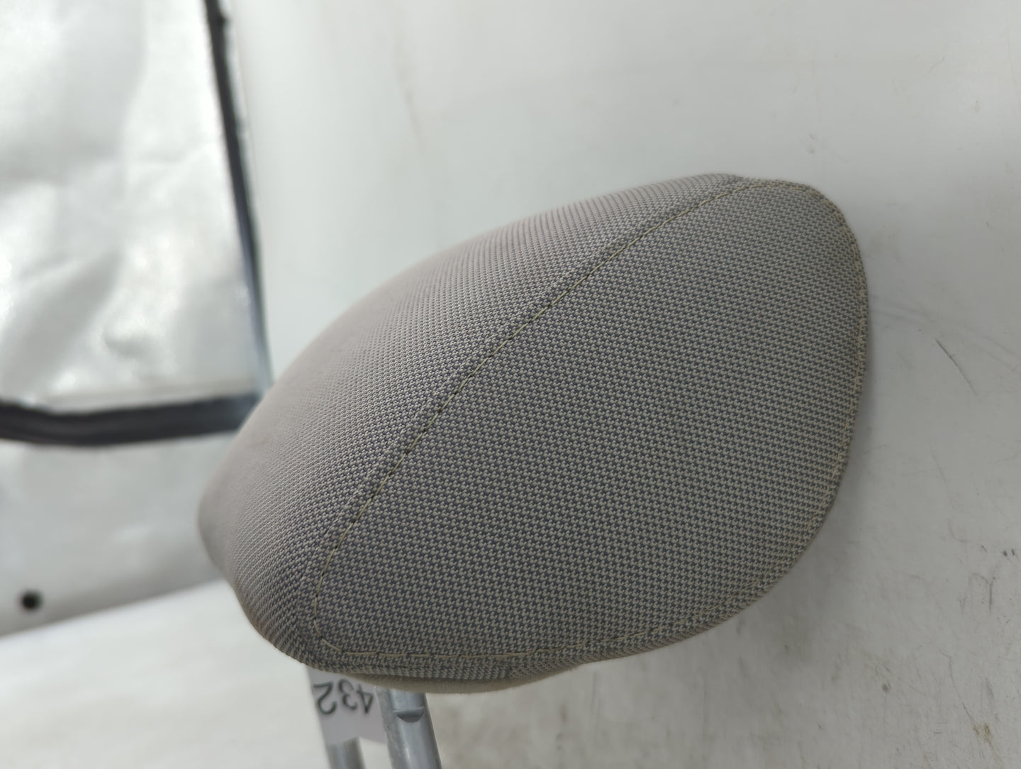 2011-2012 Ford Fusion Headrest Head Rest Front Driver Seat Grey - Oemusedautoparts1.com