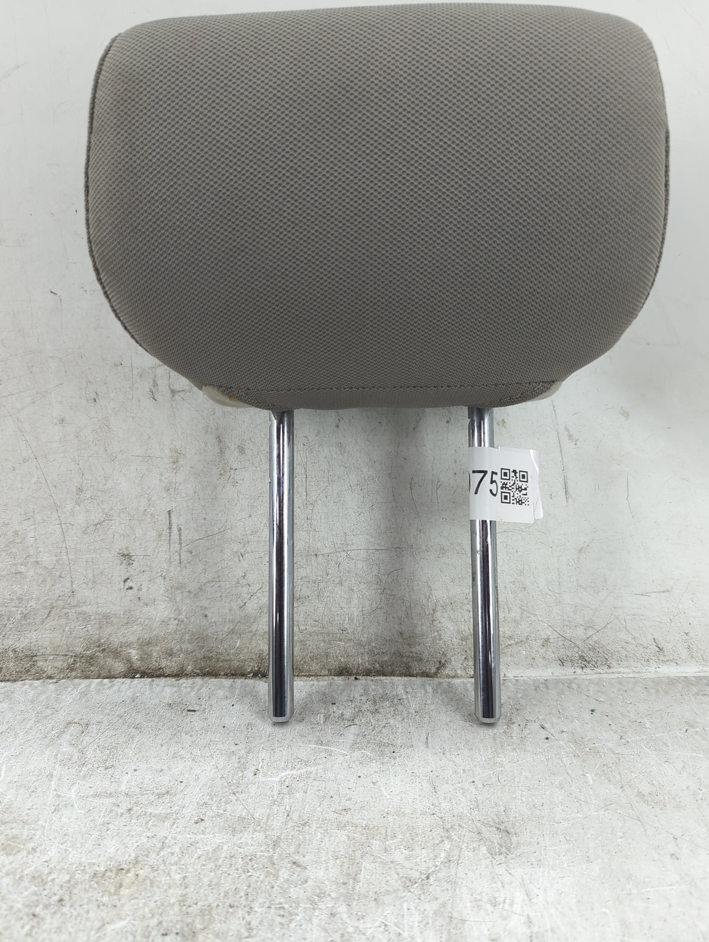 2011-2012 Ford Fusion Headrest Head Rest Rear Seat Fits Fits 2011 2012 OEM Used Auto Parts - Oemusedautoparts1.com