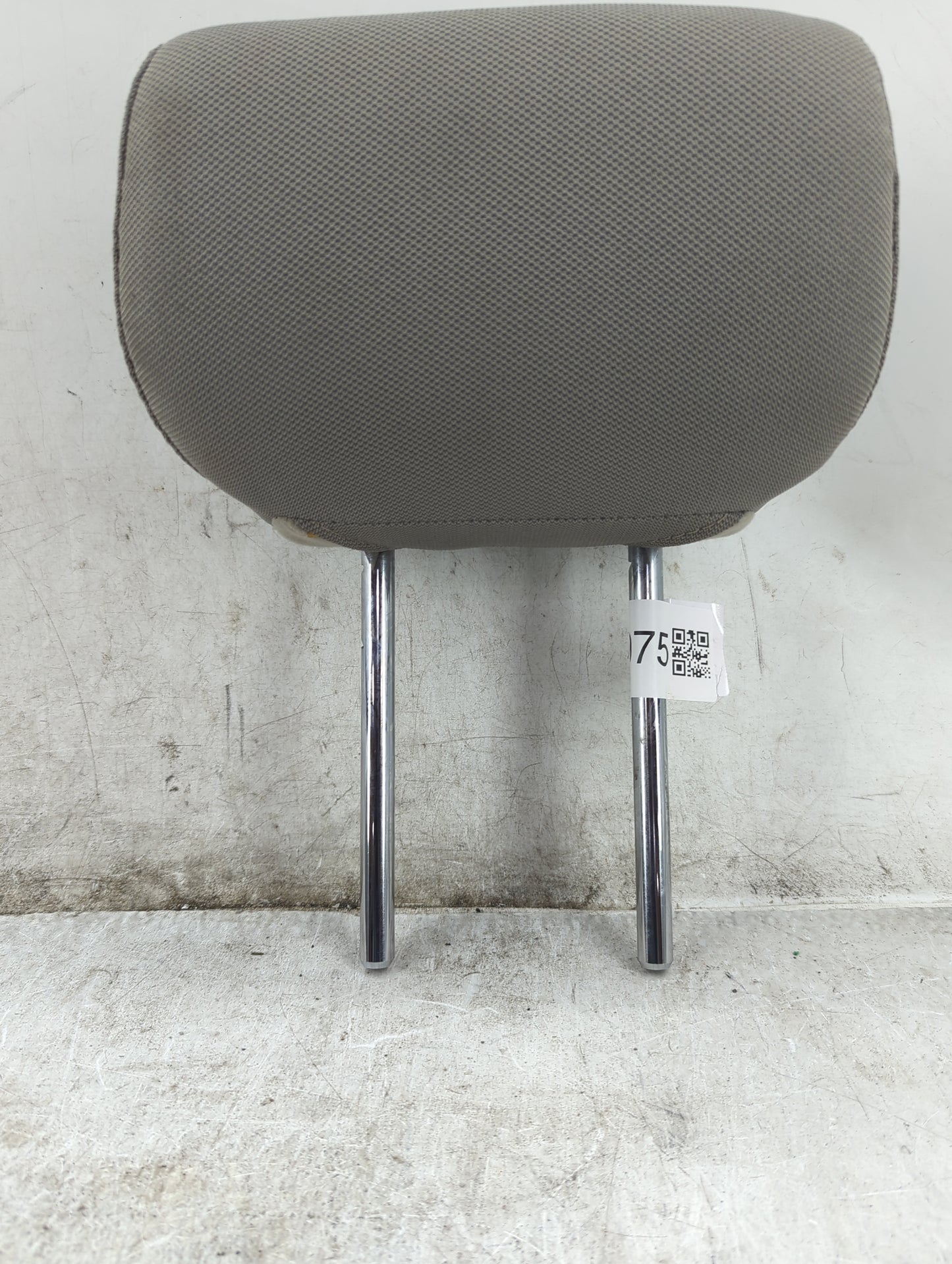 2011-2012 Ford Fusion Headrest Head Rest Rear Seat Fits Fits 2011 2012 OEM Used Auto Parts - Oemusedautoparts1.com