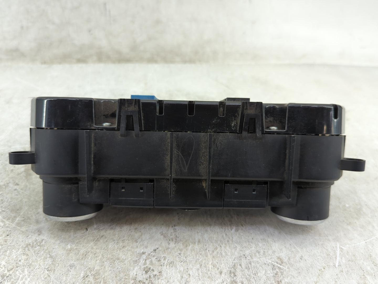2010-2012 Ford Fusion Climate Control Module Temperature AC/Heater Replacement P/N:9E5H-18C612-AU 28067863 Fits OEM Used Aut