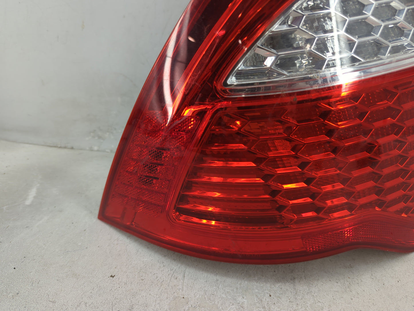 2010-2012 Ford Fusion Tail Light Assembly Passenger Right OEM Fits Fits 2010 2011 2012 OEM Used Auto Parts - Oemusedautopart