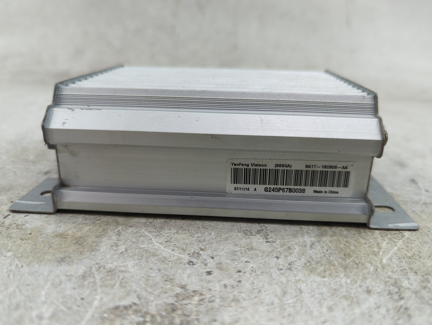 2010-2012 Ford Fusion Radio Speaker Amplifier Ba1t-18c808-aa - Oemusedautoparts1.com