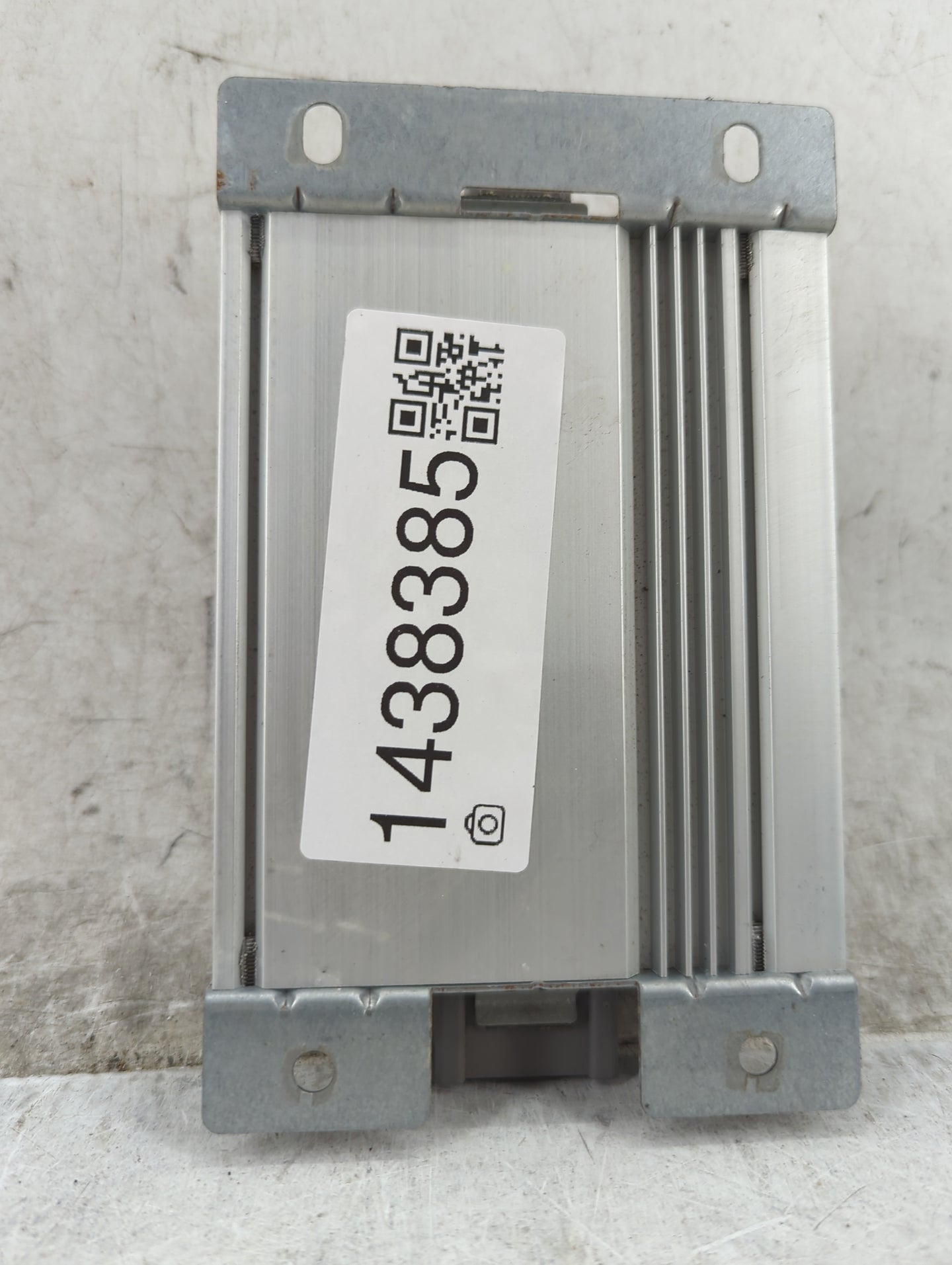 2010-2012 Ford Fusion Radio Speaker Amplifier Ba1t-18c808-aa - Oemusedautoparts1.com