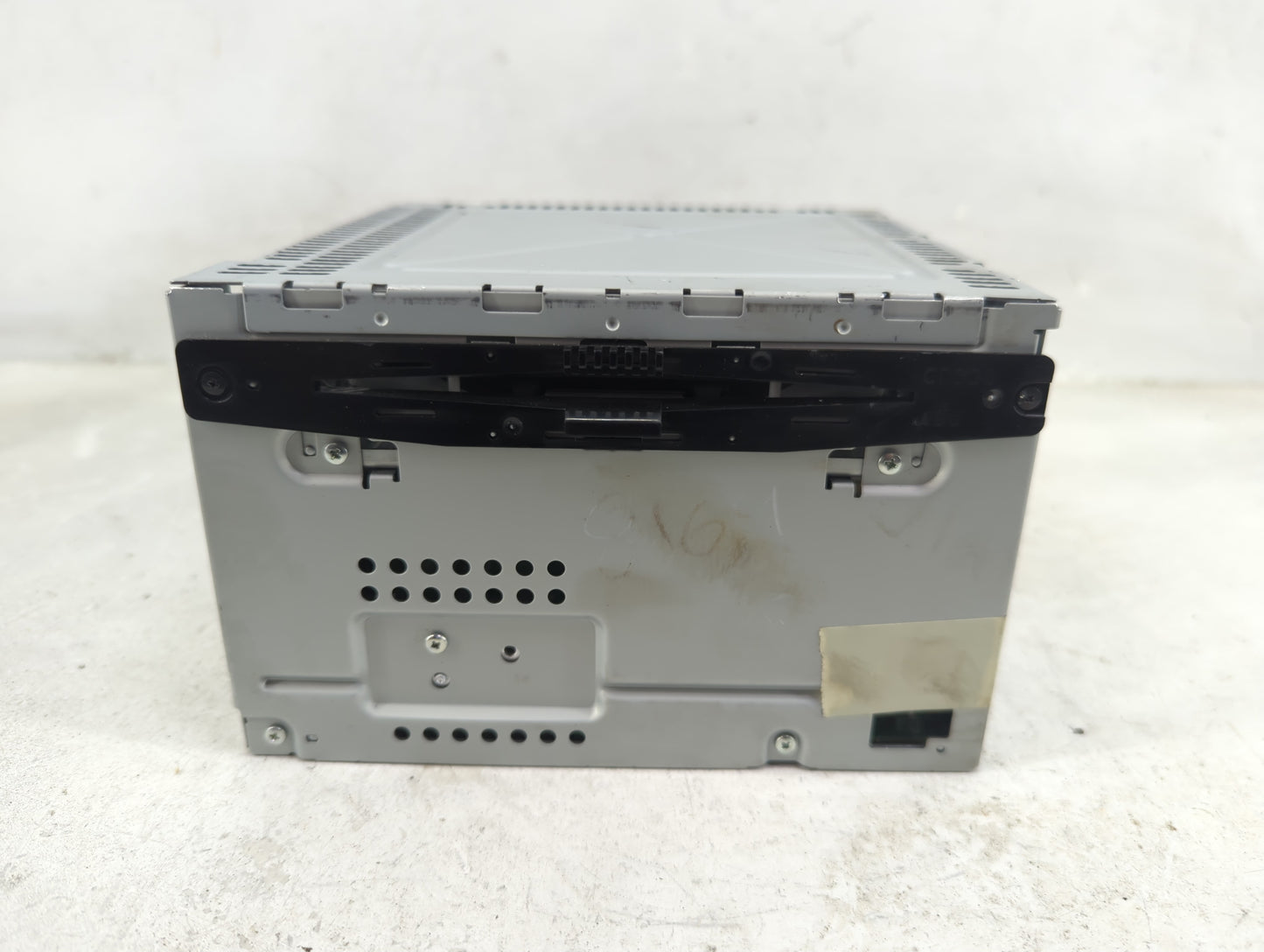2010-2012 Ford Fusion Radio AM FM Cd Player Receiver Replacement P/N:BE5T-19C157-AA Fits Fits 2010 2011 2012 OEM Used Auto P