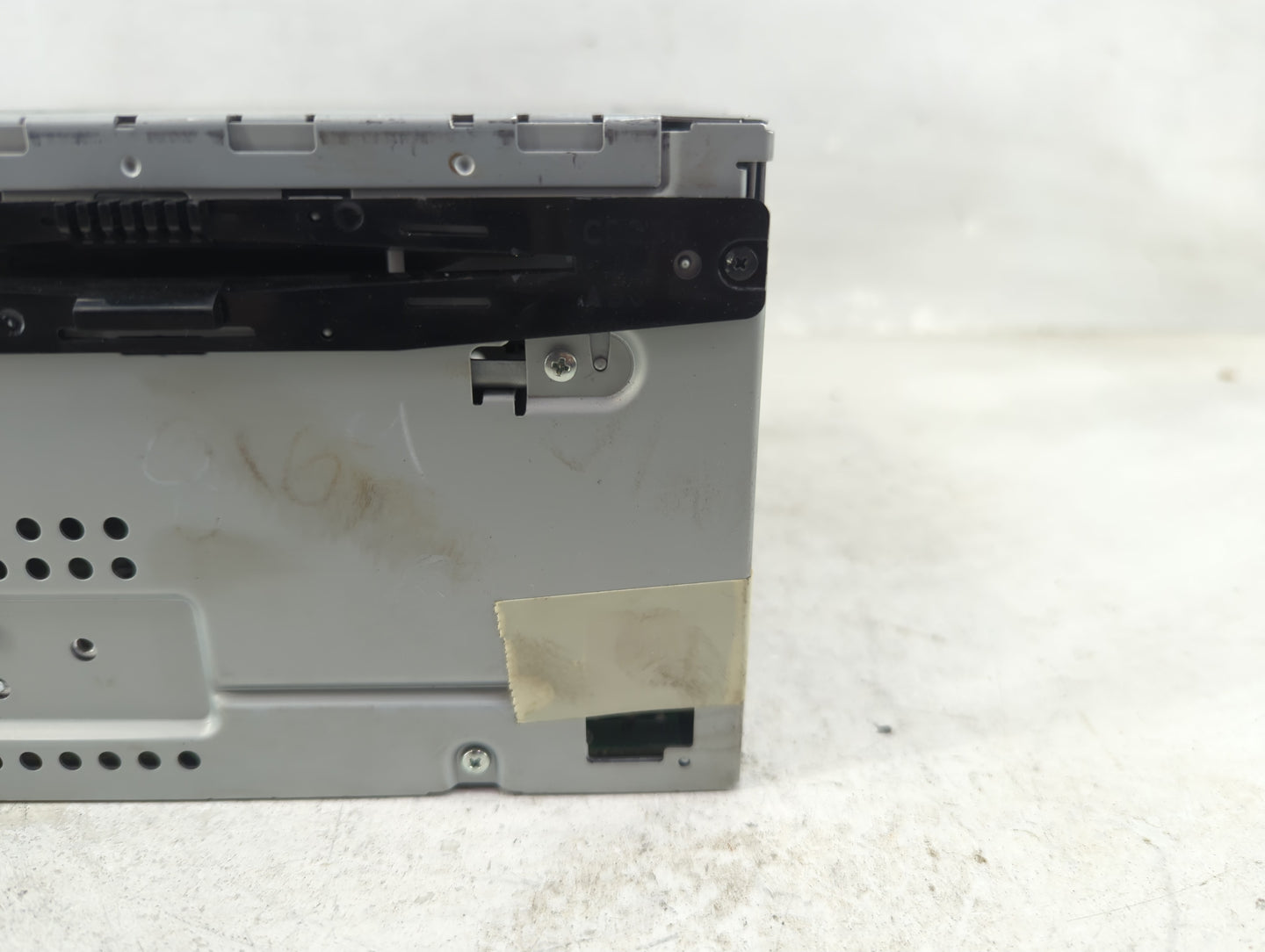 2010-2012 Ford Fusion Radio AM FM Cd Player Receiver Replacement P/N:BE5T-19C157-AA Fits Fits 2010 2011 2012 OEM Used Auto P