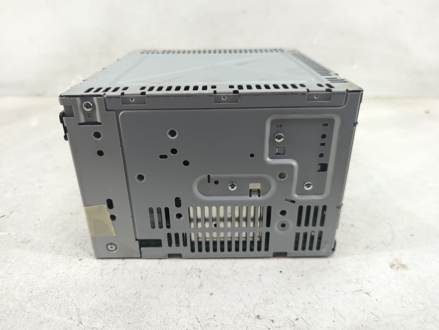 2010-2012 Ford Fusion Radio AM FM Cd Player Receiver Replacement P/N:BE5T-19C157-AA Fits Fits 2010 2011 2012 OEM Used Auto P