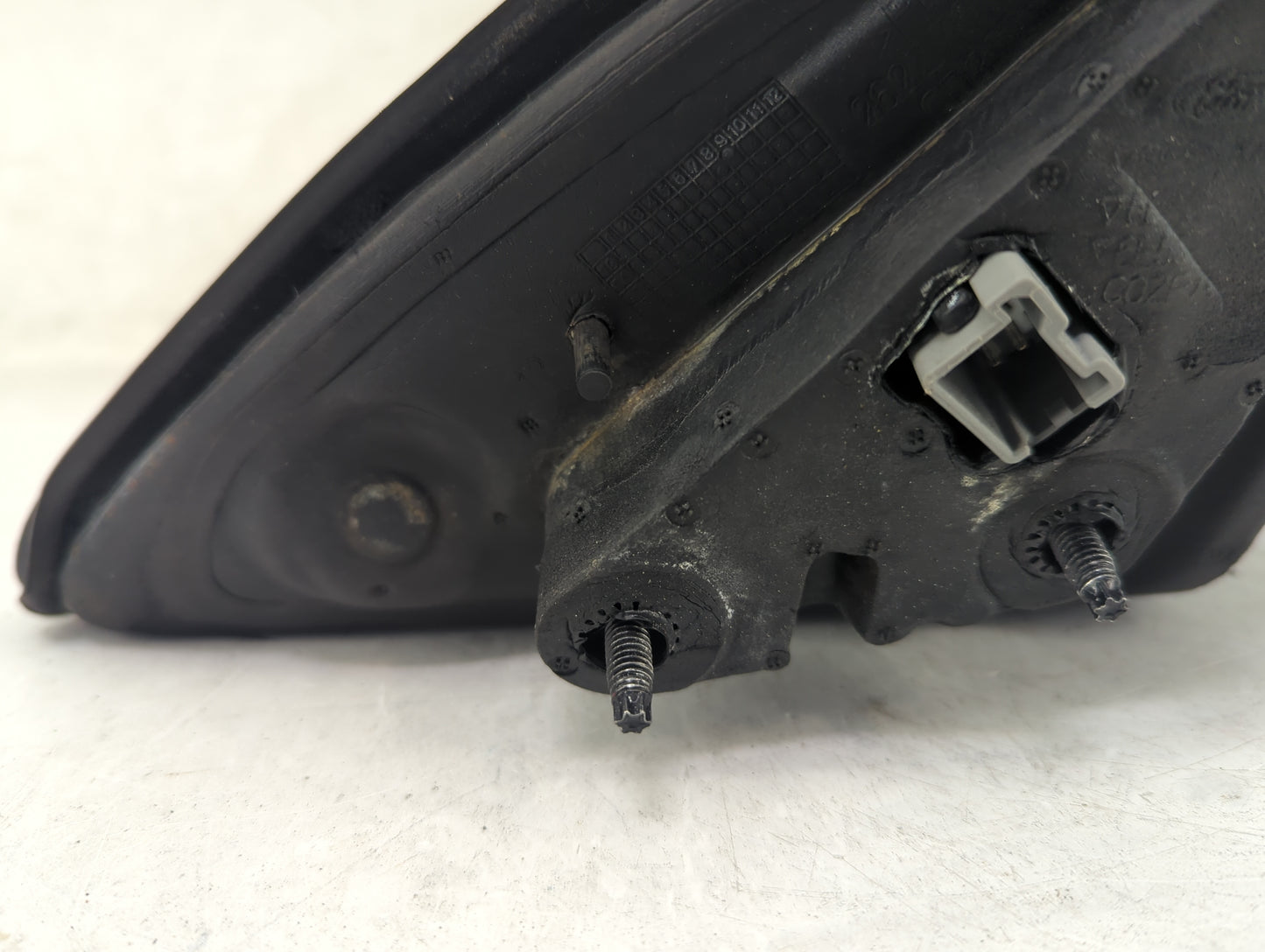 2011-2012 Ford Fusion Passenger Side View Mirror - Right Door Mirror OEM Used - Oemusedautoparts1.com