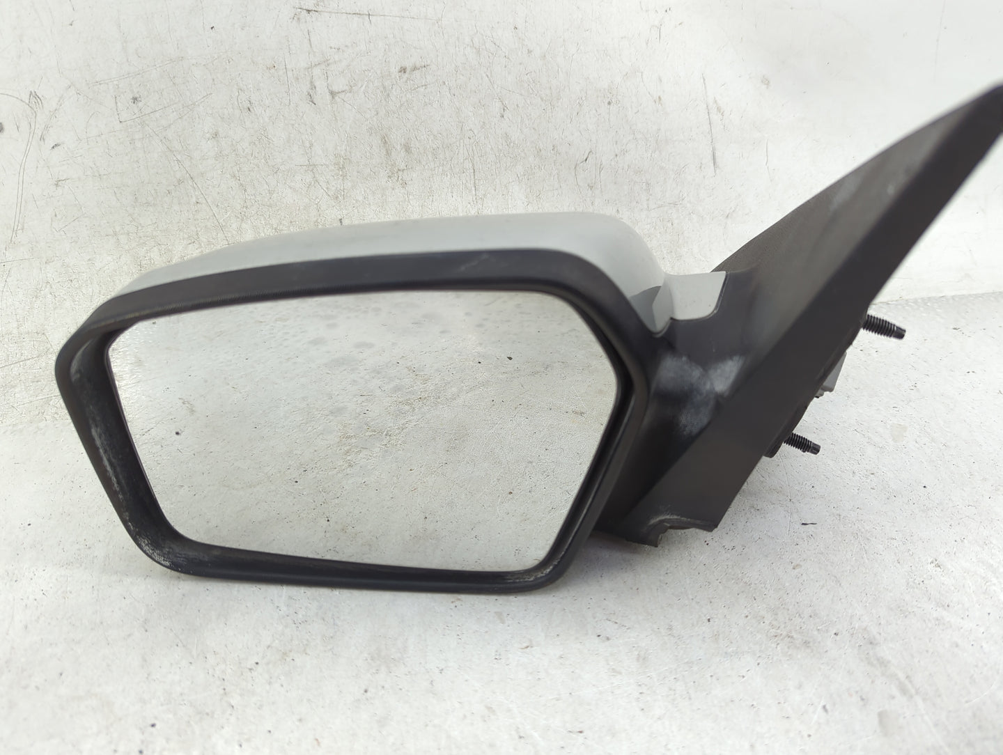 2010-2012 Ford Fusion Driver Side View Mirror - Left Door Mirror OEM Used - Oemusedautoparts1.com