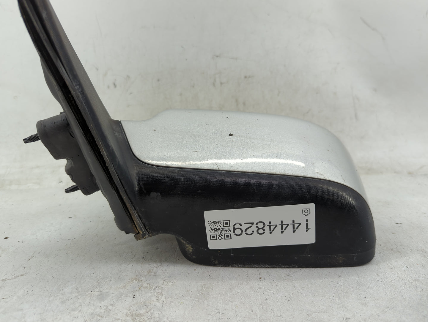 2010-2012 Ford Fusion Driver Side View Mirror - Left Door Mirror OEM Used - Oemusedautoparts1.com