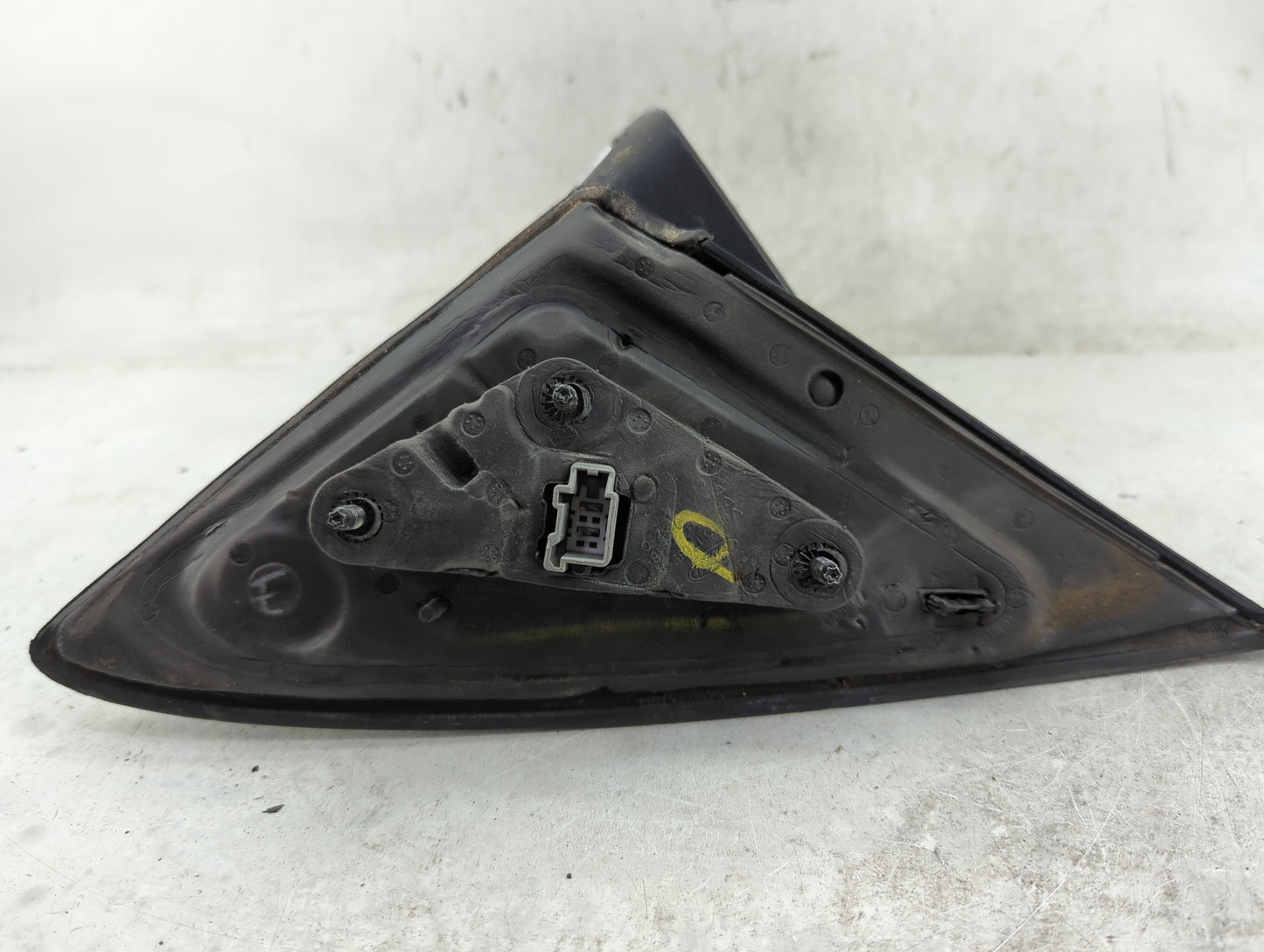2010-2012 Ford Fusion Driver Side View Mirror - Left Door Mirror OEM Used - Oemusedautoparts1.com