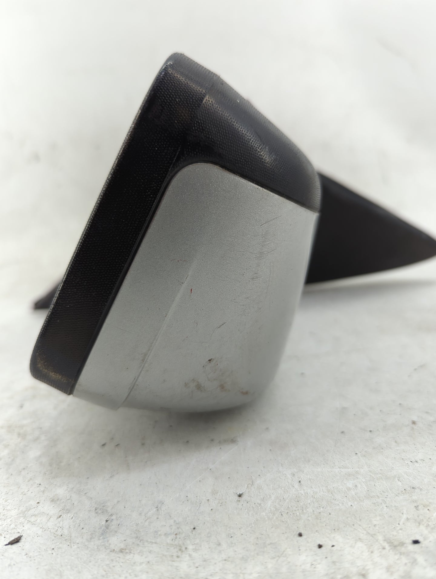2010-2012 Ford Fusion Driver Side View Mirror - Left Door Mirror OEM Used - Oemusedautoparts1.com