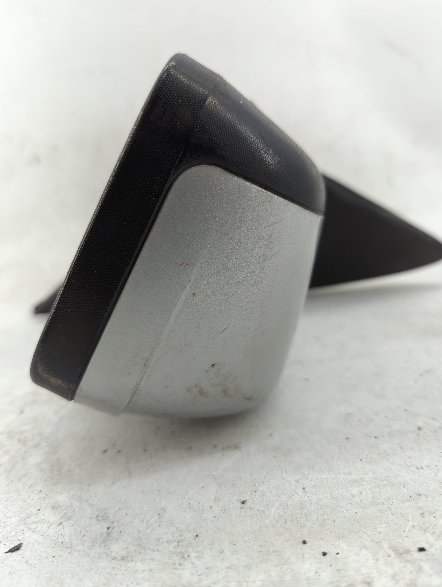 2010-2012 Ford Fusion Driver Side View Mirror - Left Door Mirror OEM Used - Oemusedautoparts1.com