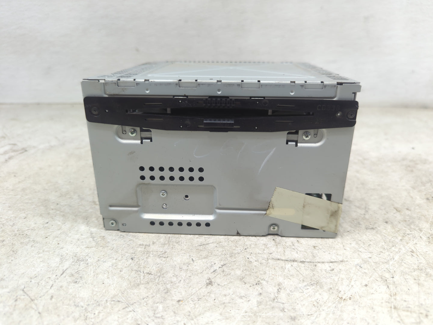 2011-2012 Ford Fusion Radio AM FM Cd Player Receiver Replacement P/N:BE5T-19C157-AA Fits Fits 2011 2012 OEM Used Auto Parts 
